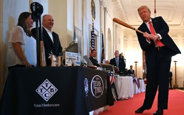 (Letter No.13) Dear Donald J. Trump President, Democrat Jeong, Cheong-rae is a terrorist who tried to assassinate an American ambassador, so please put him in a U.S. court.
